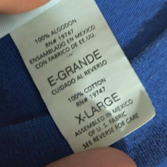 Vintage Bears & Kittens In Rain Illustration Tee - Picture 7 of 7